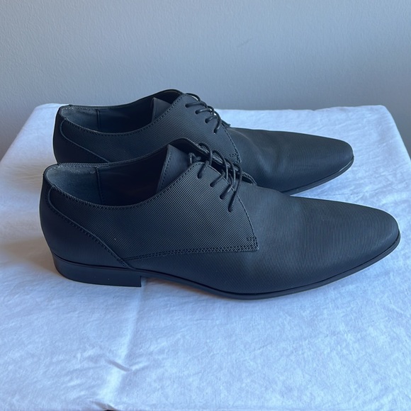 Men’s Aldo black dress shoes - Picture 2 of 8